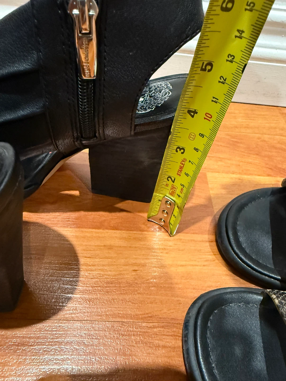 variety of women’s shoes - photo 5