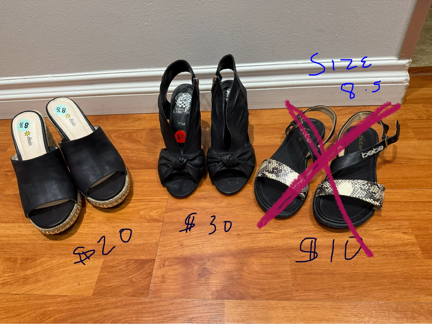 variety of women’s shoes - photo 2