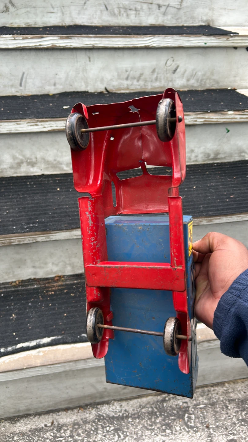 Vintage Motor Market Toy Truck - photo 2