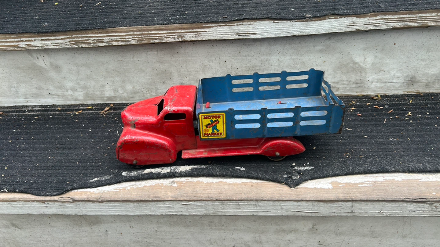Vintage Motor Market Toy Truck - photo 4