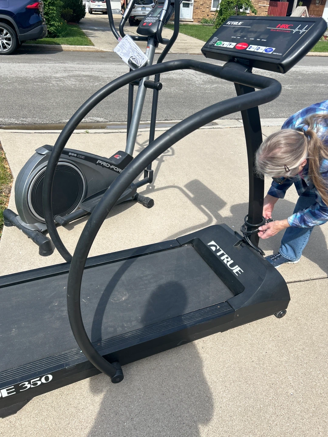 TRUE Fitness HRC Treadmill - photo 4