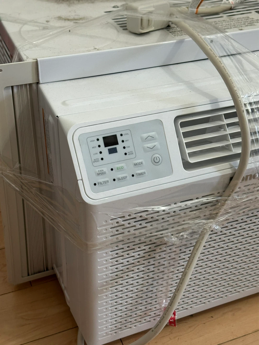 Honeywell HAC12 Window Air Conditioner - 12,000 BTU - photo 3