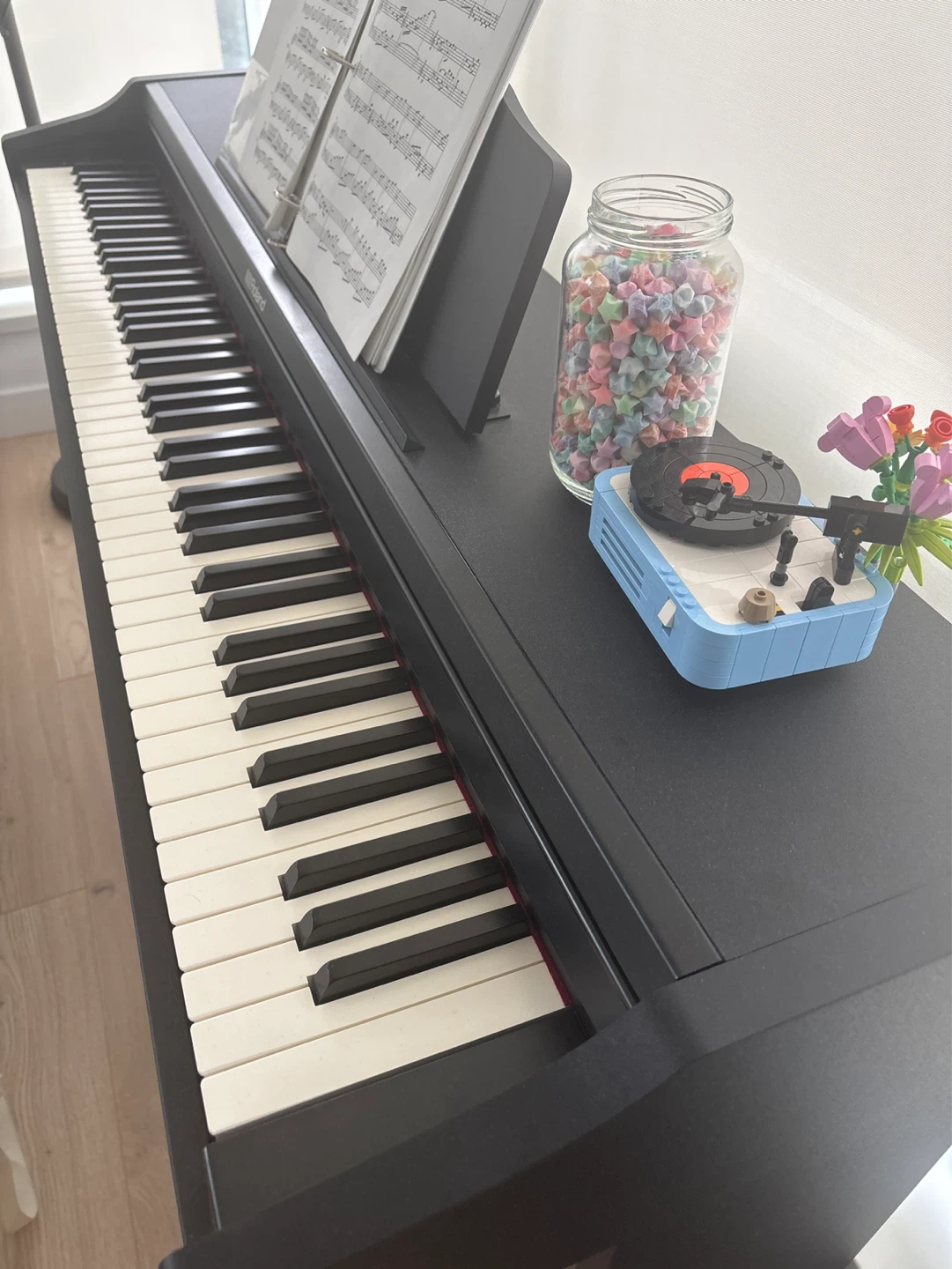 Roland Digital Piano with Bench - photo 2