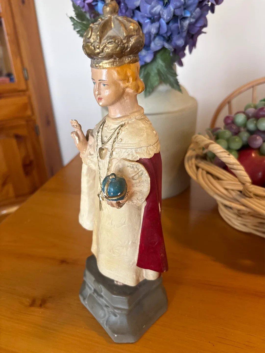 Vintage Infant Jesus Of Prague Statue - photo 2