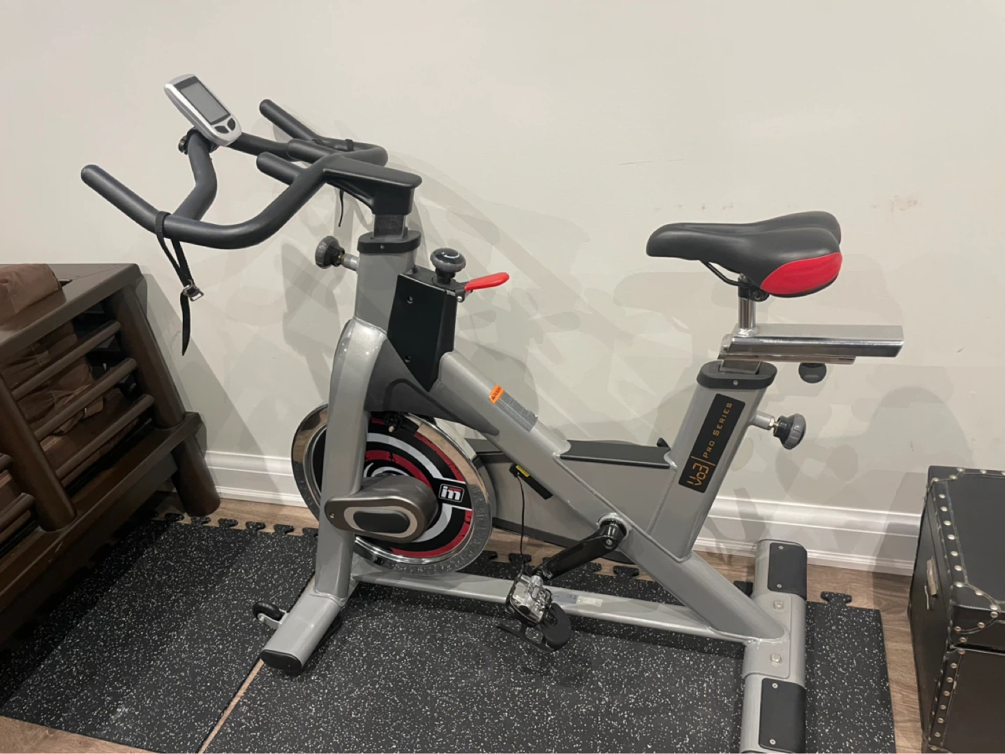 Indoor Spin Bike VO3 PRO SERIES
