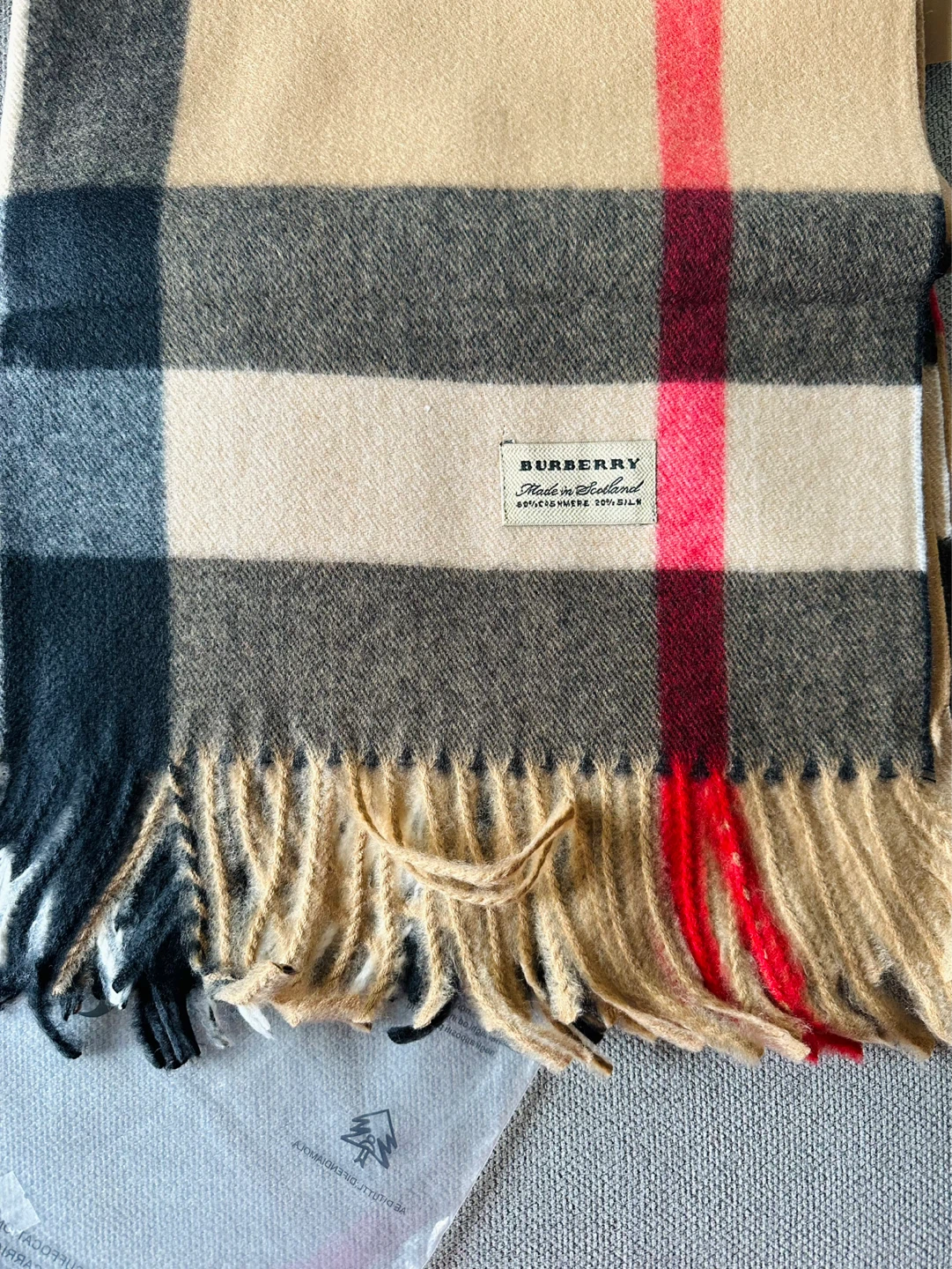 Burberry Nova Check Scarf 50% Cashmere 50% Wool - photo 3
