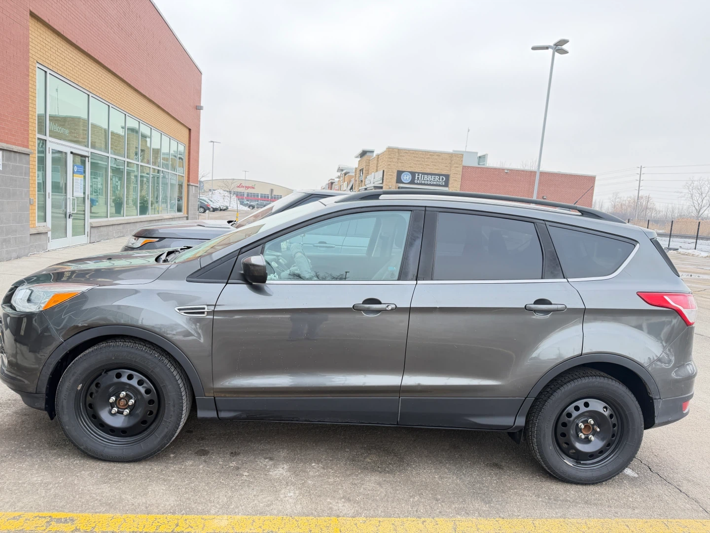 2017 Ford Escape SE - Dark Grey