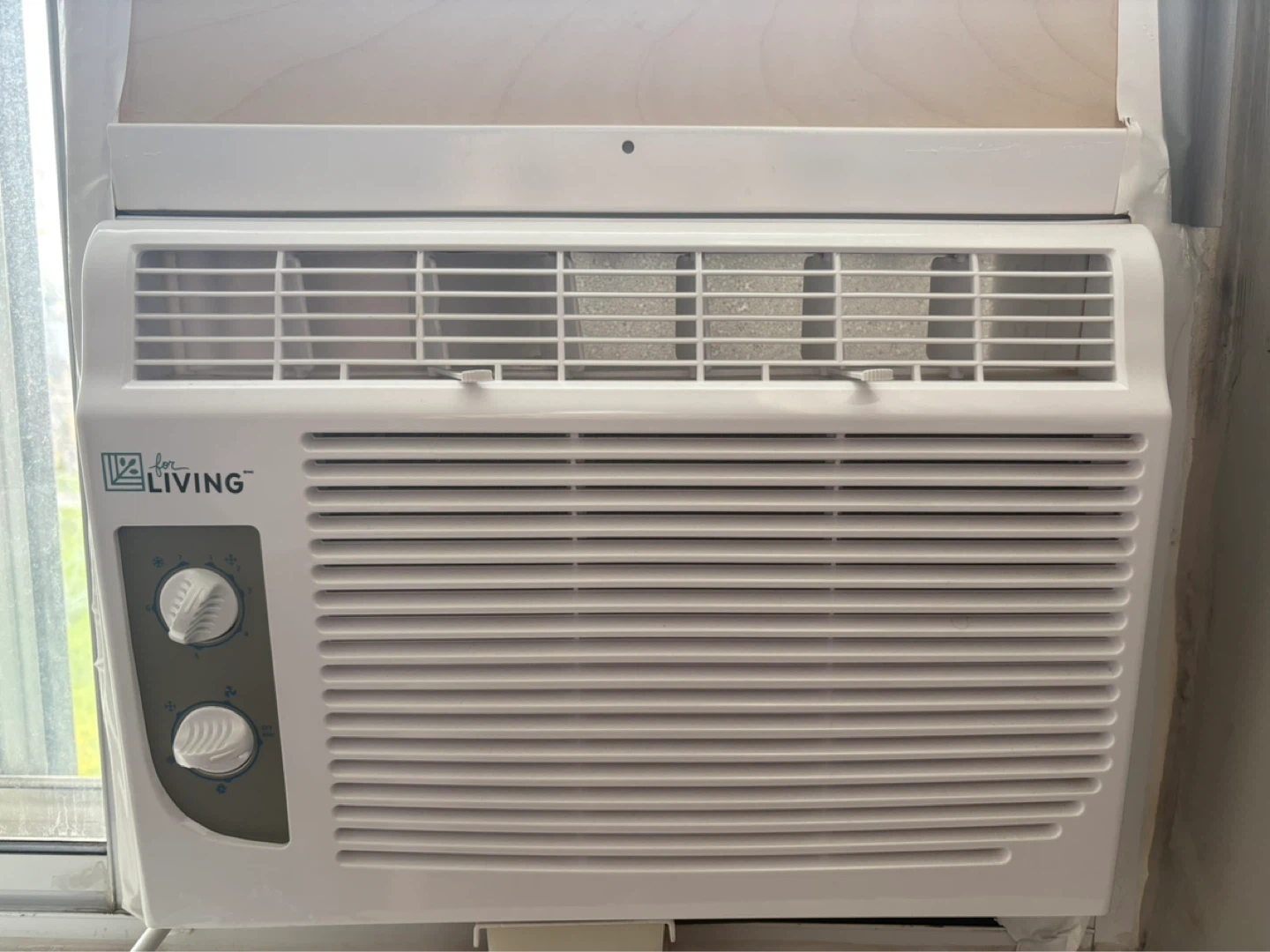 For Living Manual Window Air Conditioner, 5,000-BTU, White