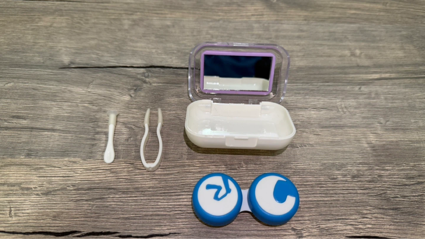 Contact Lens Case with Mirror and Tools - photo 2