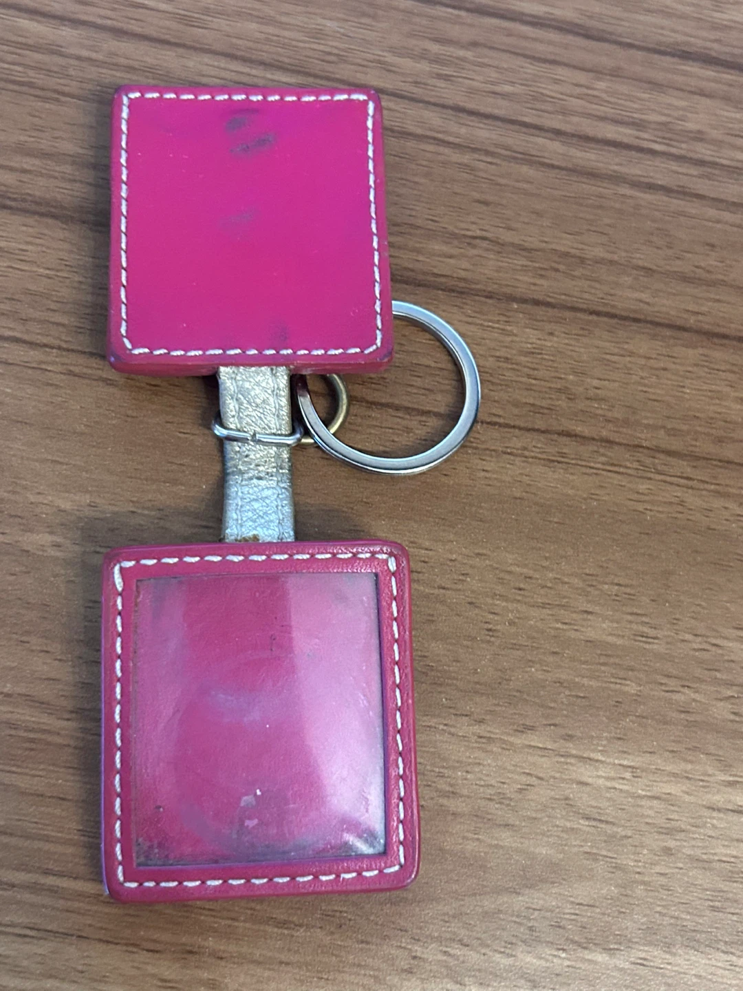 Coach Red Gift Box Keychain - photo 2