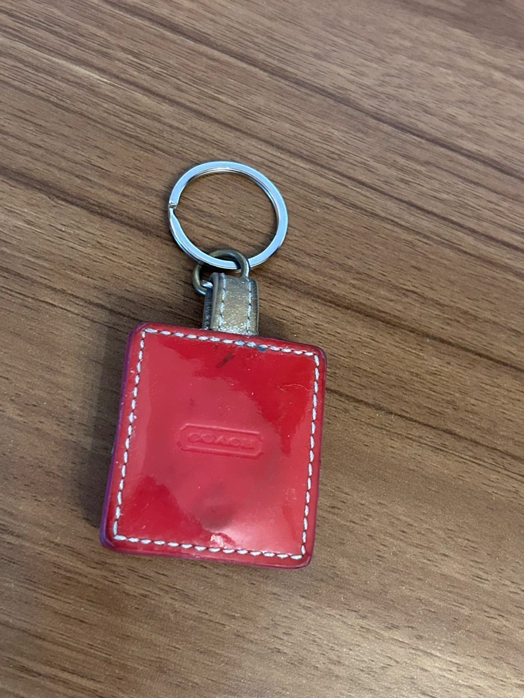 Coach Red Gift Box Keychain - photo 3