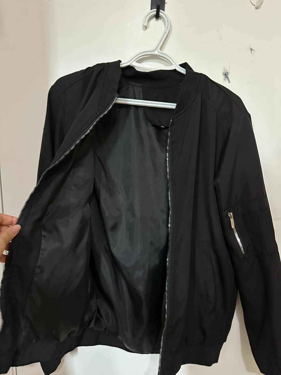 Black Bomber Jacket - photo 3