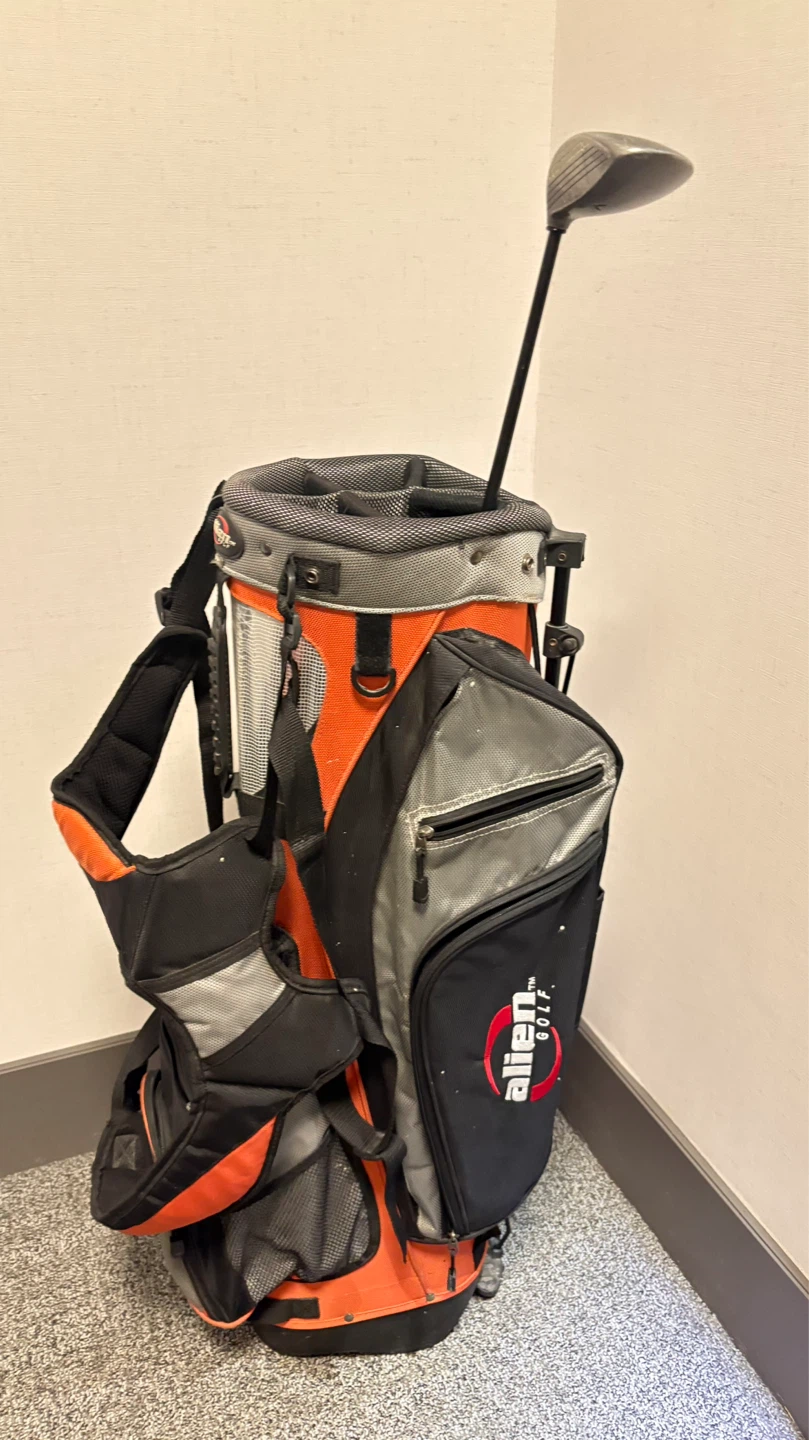 Alien Golf Bag - Orange and Grey