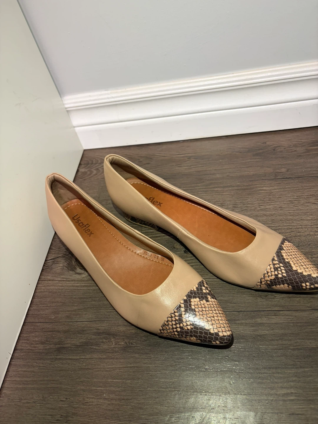 Usaflex Women's Beige Snake Print Pointed Toe Flats - photo 2