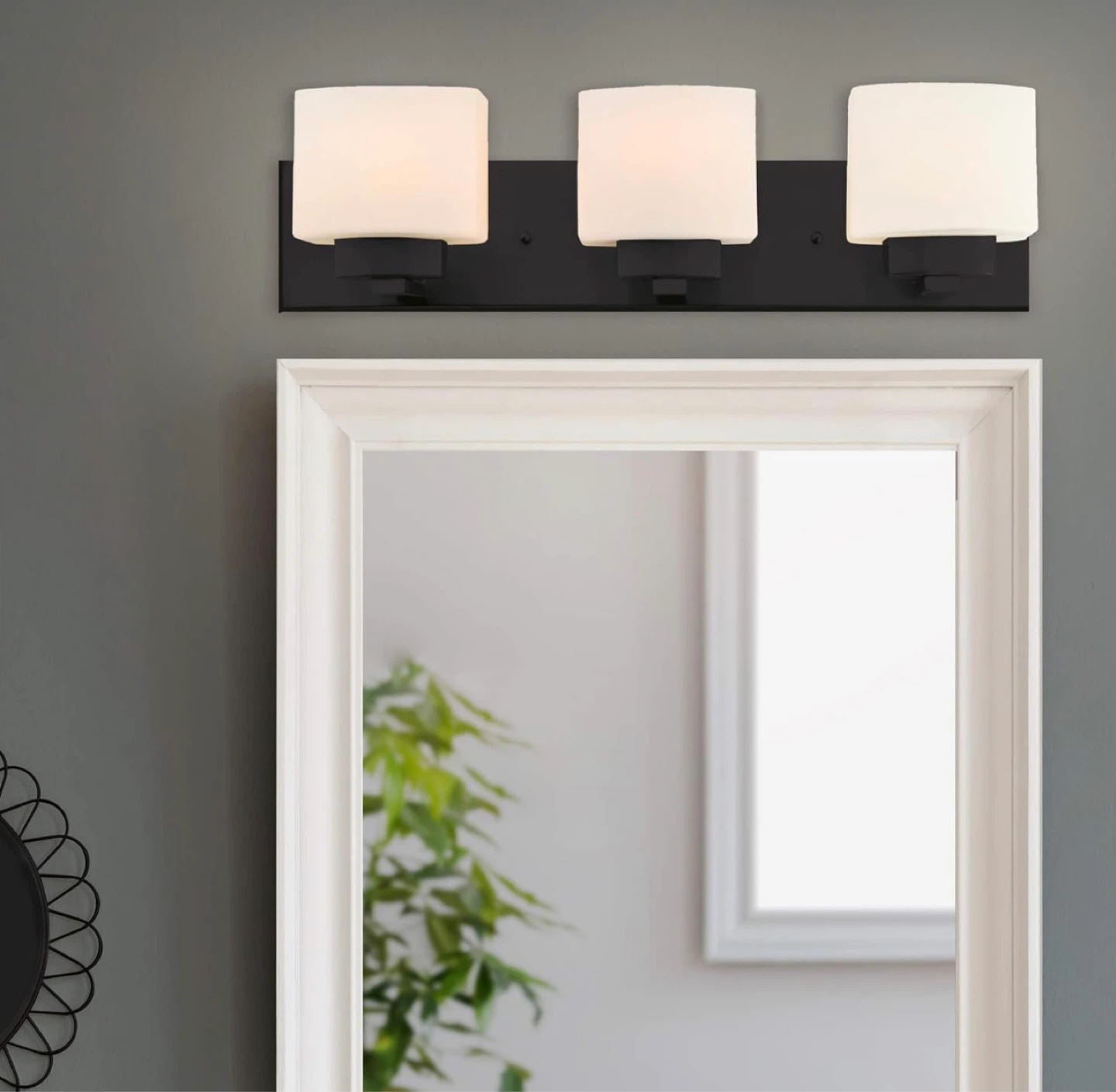 Design House Dove Creek Vanity Light - BNIB