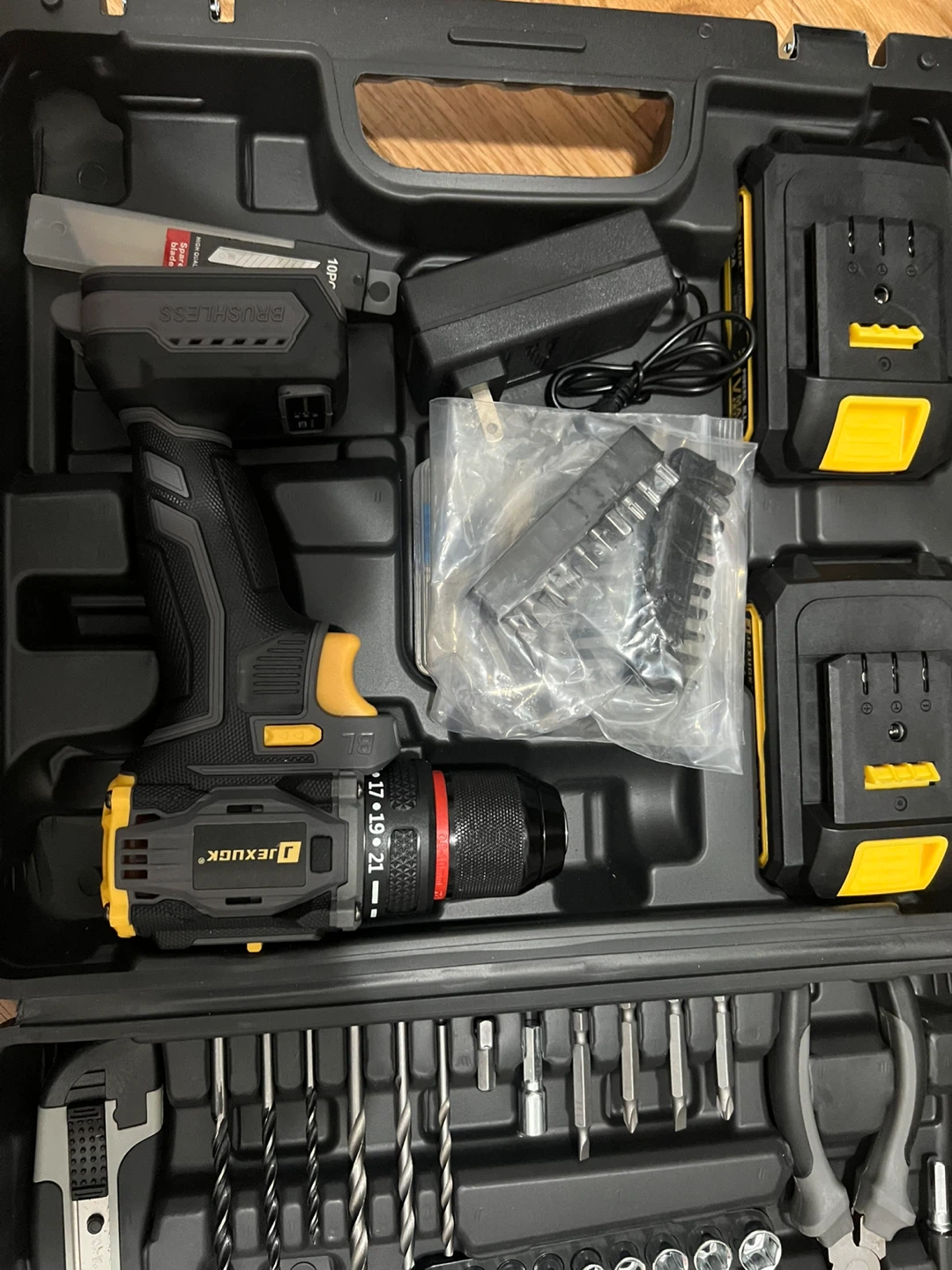 Cordless Drill Combo Tool Kit with Accessories - photo 3