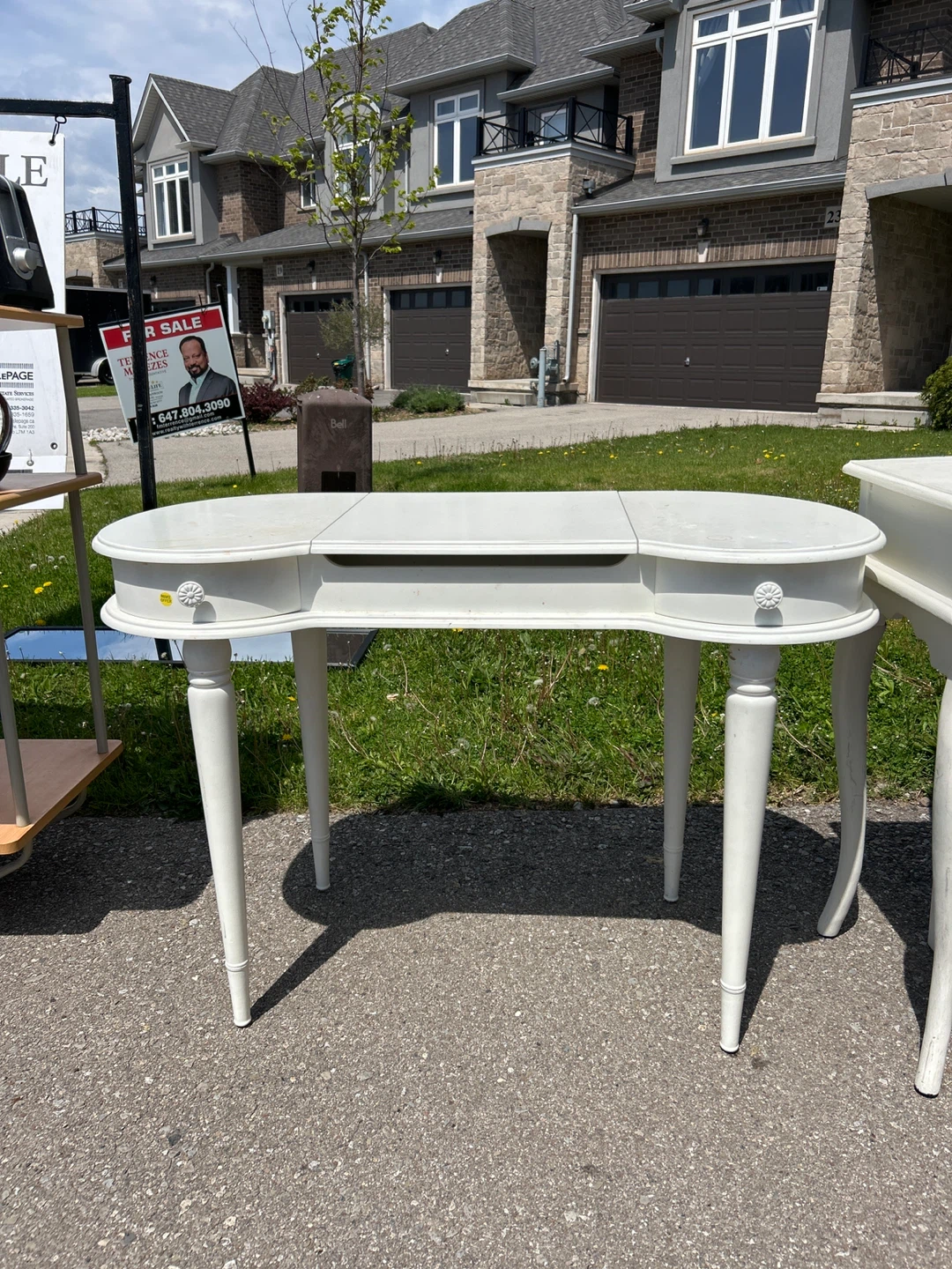 White Vanity Table with Drawers - photo 2