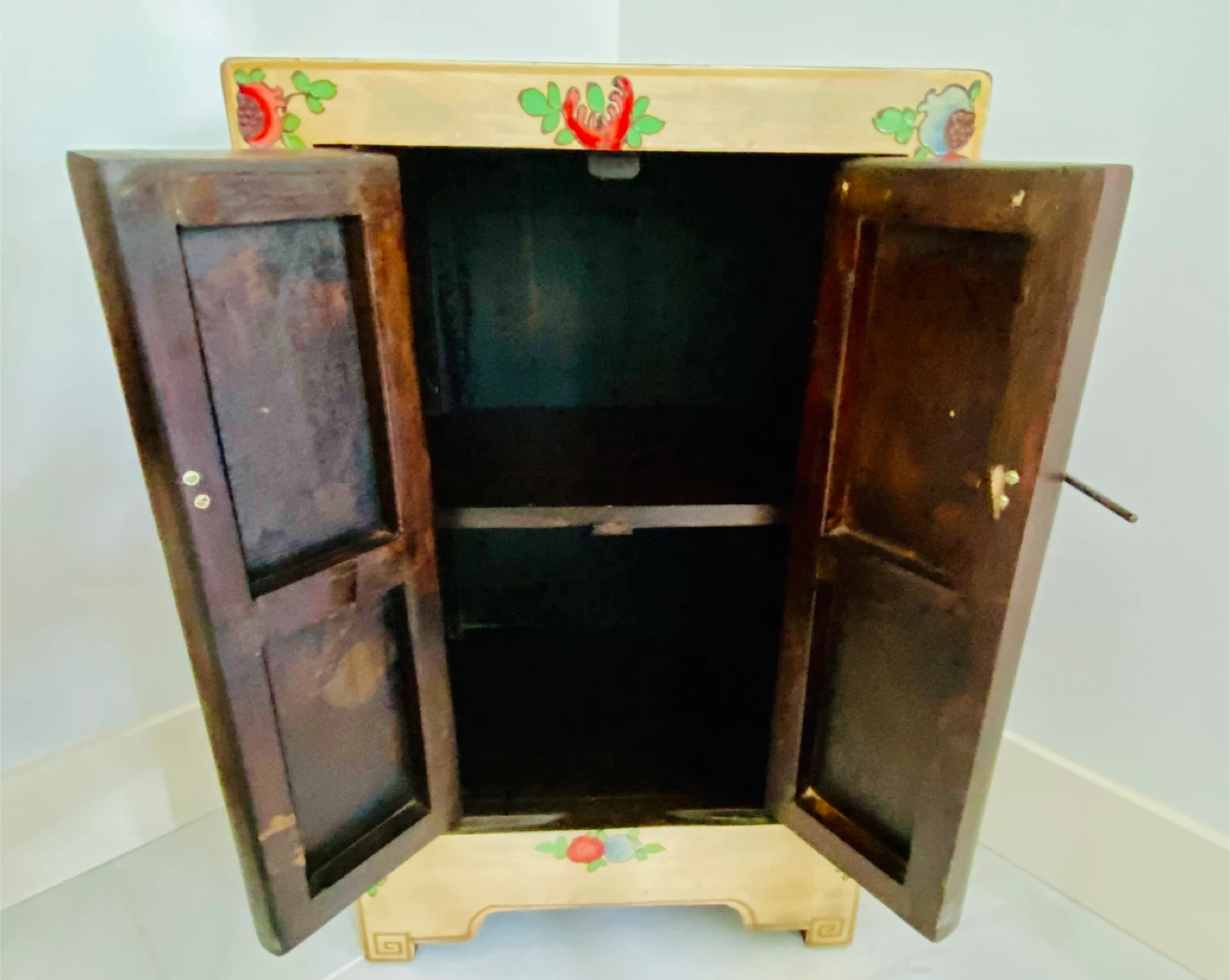 Vintage Style Cabinet with Butterfly and Floral Motif - photo 4