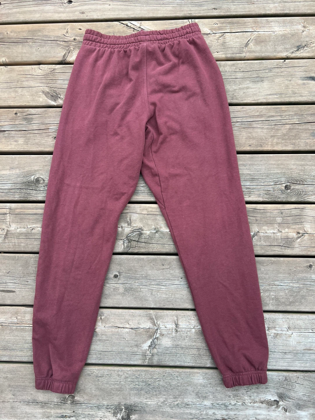 Woman’s Gymshark Sweatpants Size S - photo 3