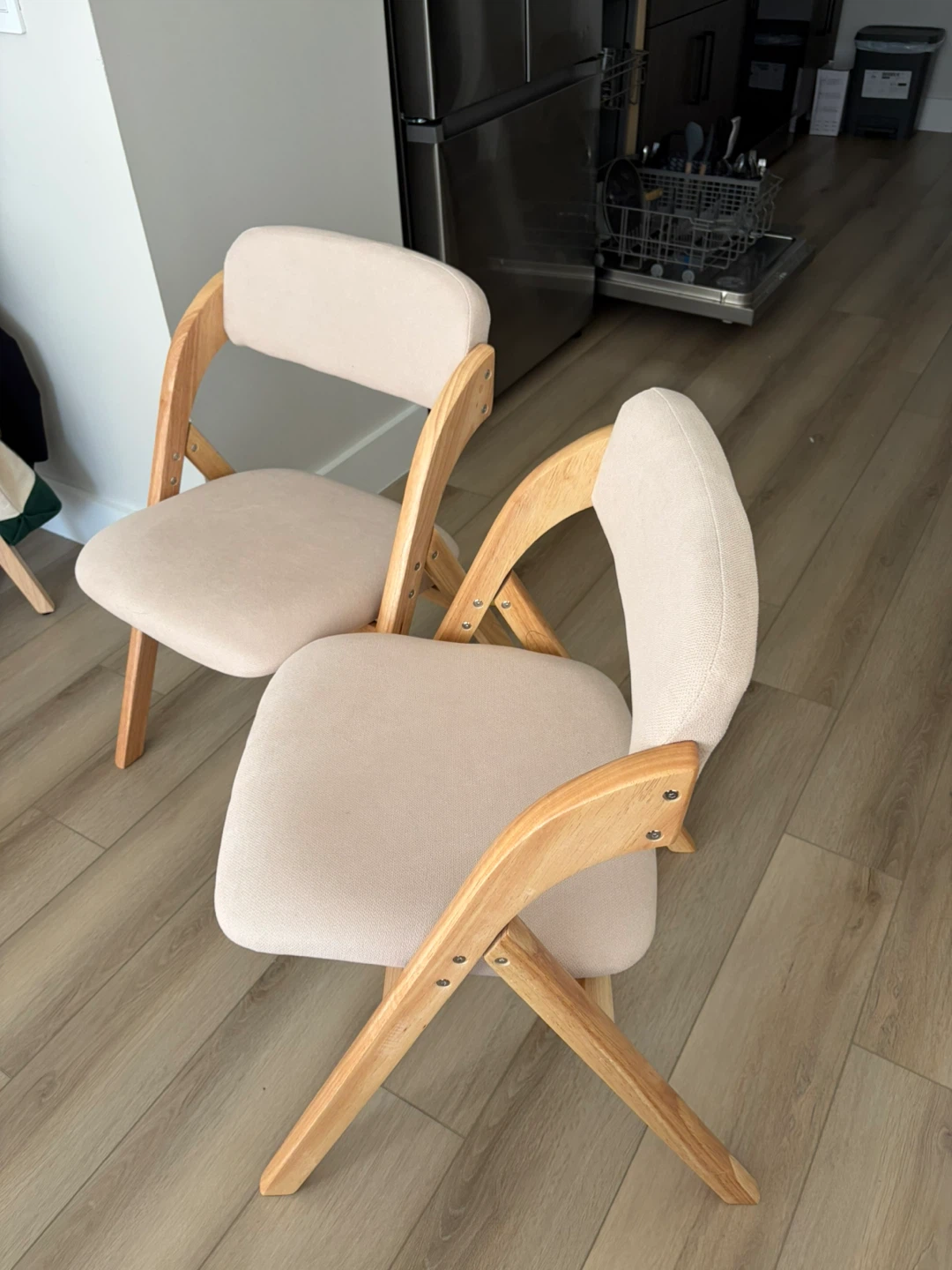 Pair of Folding Chairs - photo 3