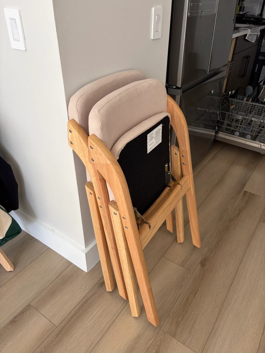Pair of Folding Chairs - photo 2