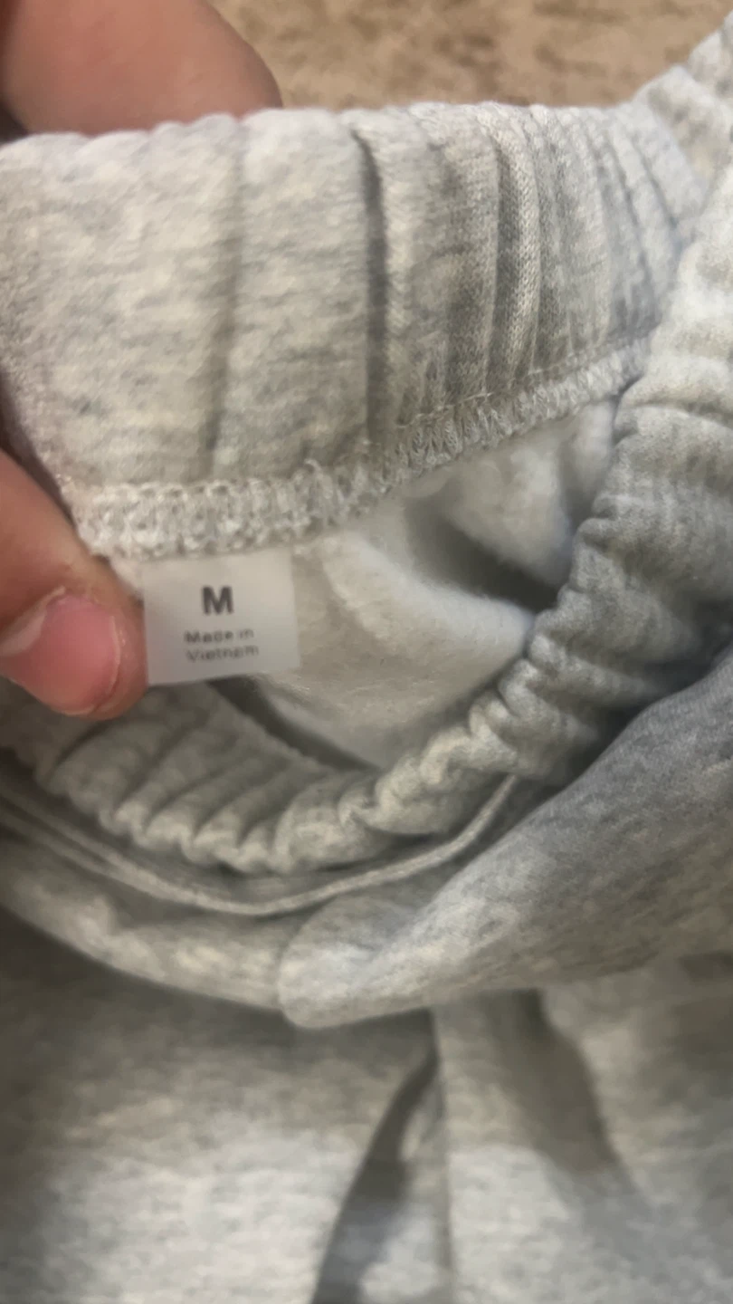 Grey fog essentials track suit - photo 5