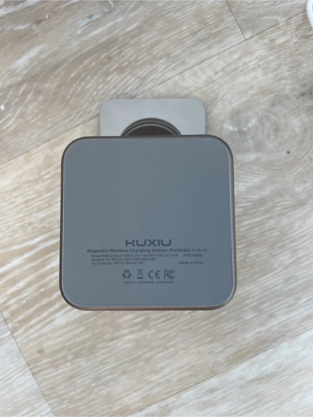 KUXIU Magnetic Wireless Charging Station 3-in-1 - photo 3