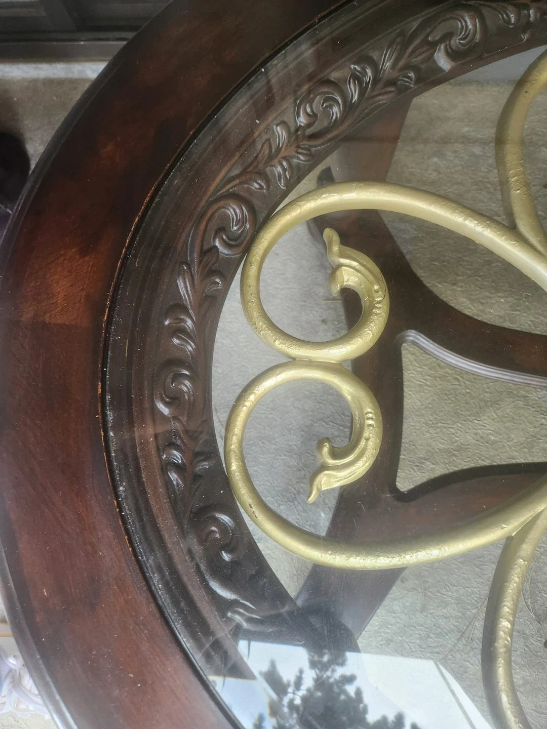 Antique Style Round 2End Table and coffee table set - photo 4