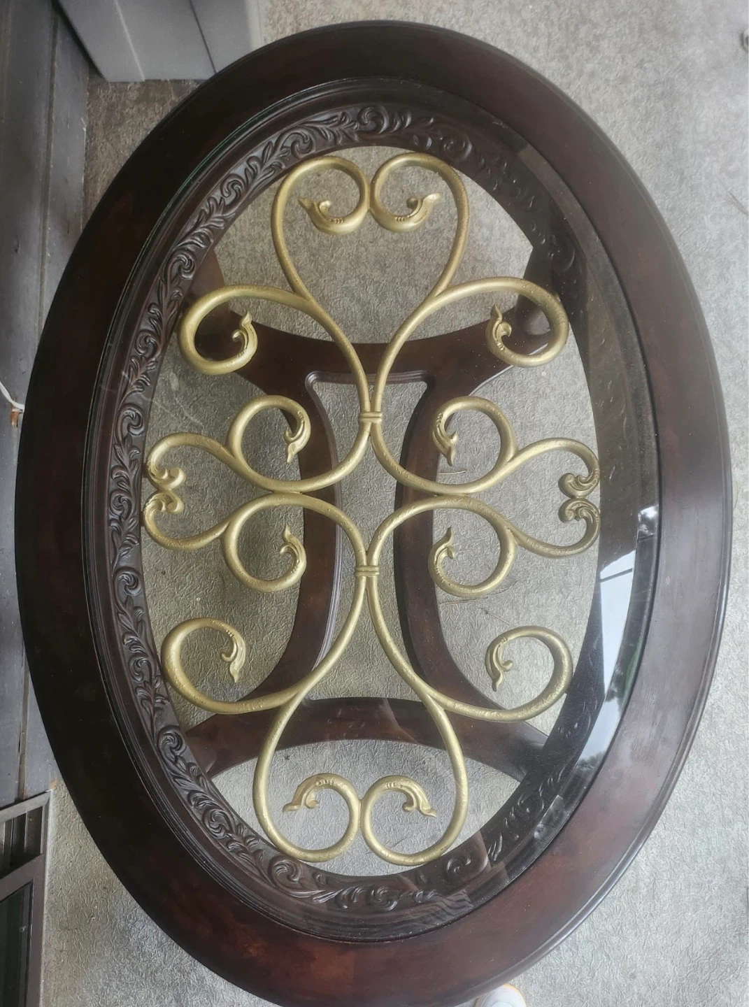 Antique Style Round 2End Table and coffee table set - photo 5