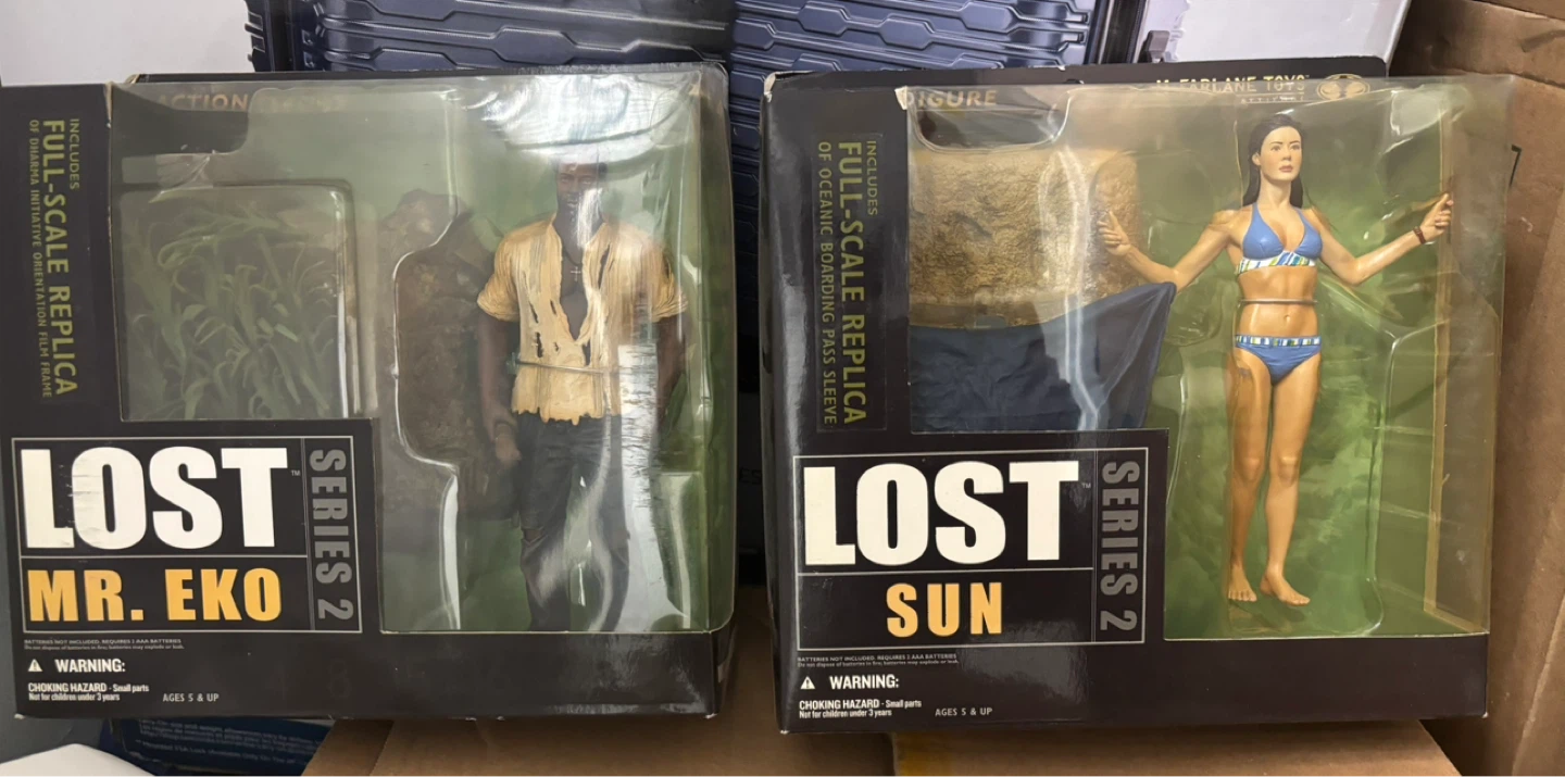 LOST Series 2 Action Figures - Mr. Eko & Sun