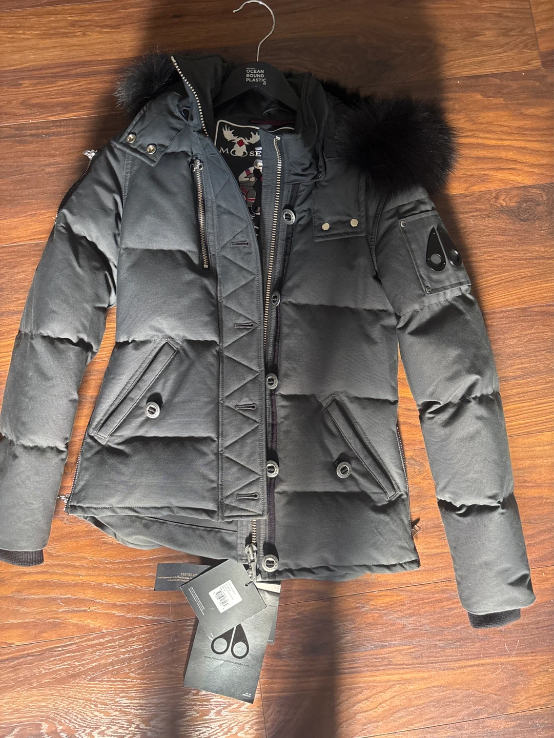 Moose Knuckles MK2229L3Q Down Jacket