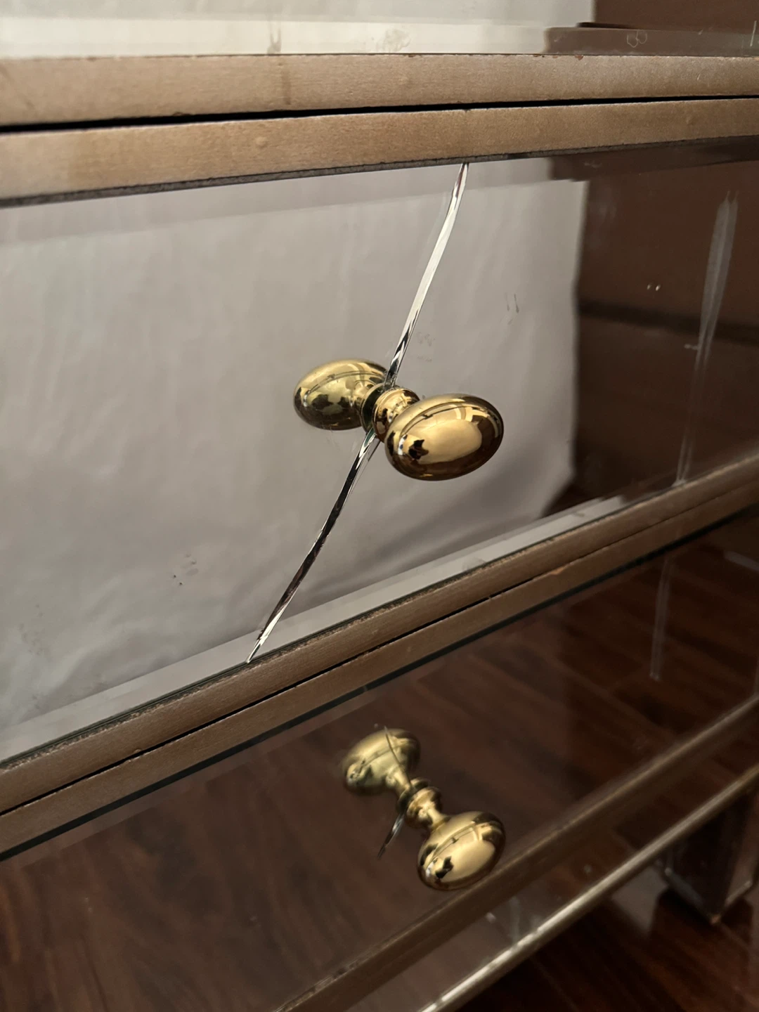 Glass night stand - photo 3