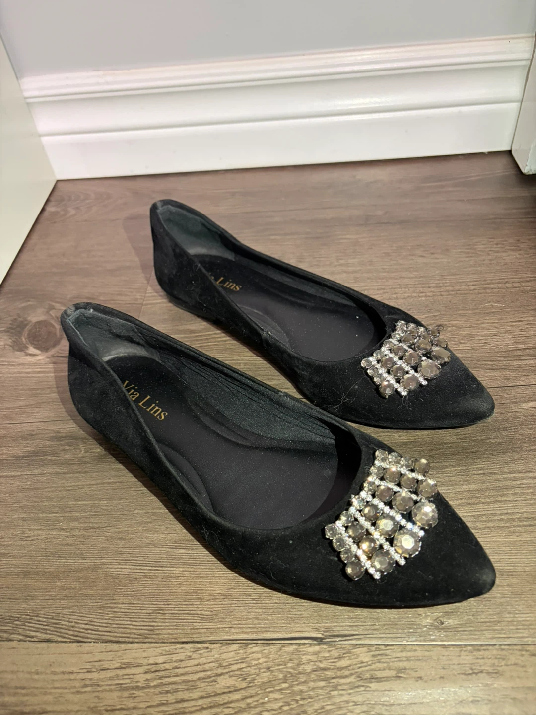 Via Lins Black Suede Embellished Pointed Toe Flats - Size 8.5