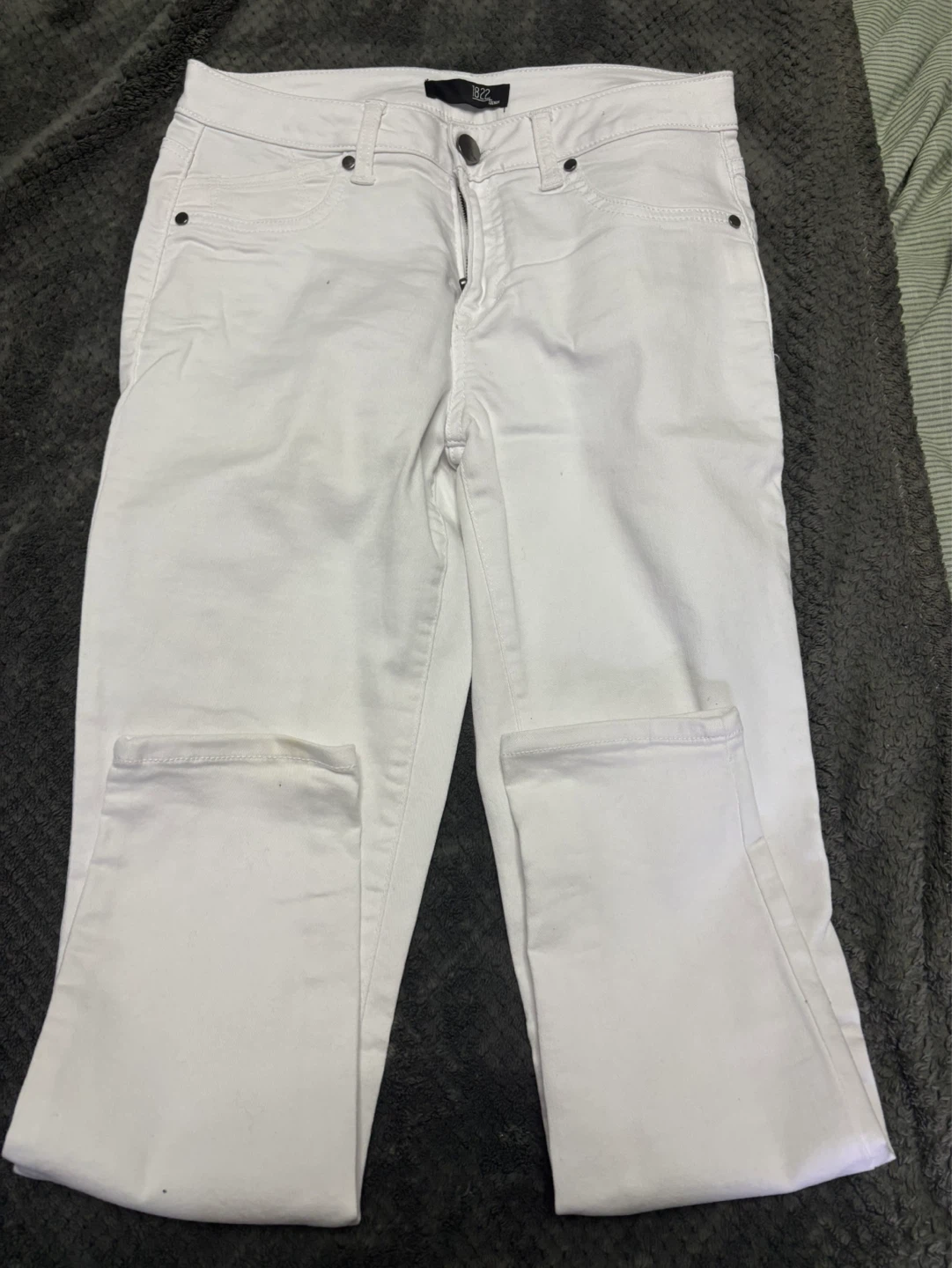 White jeans