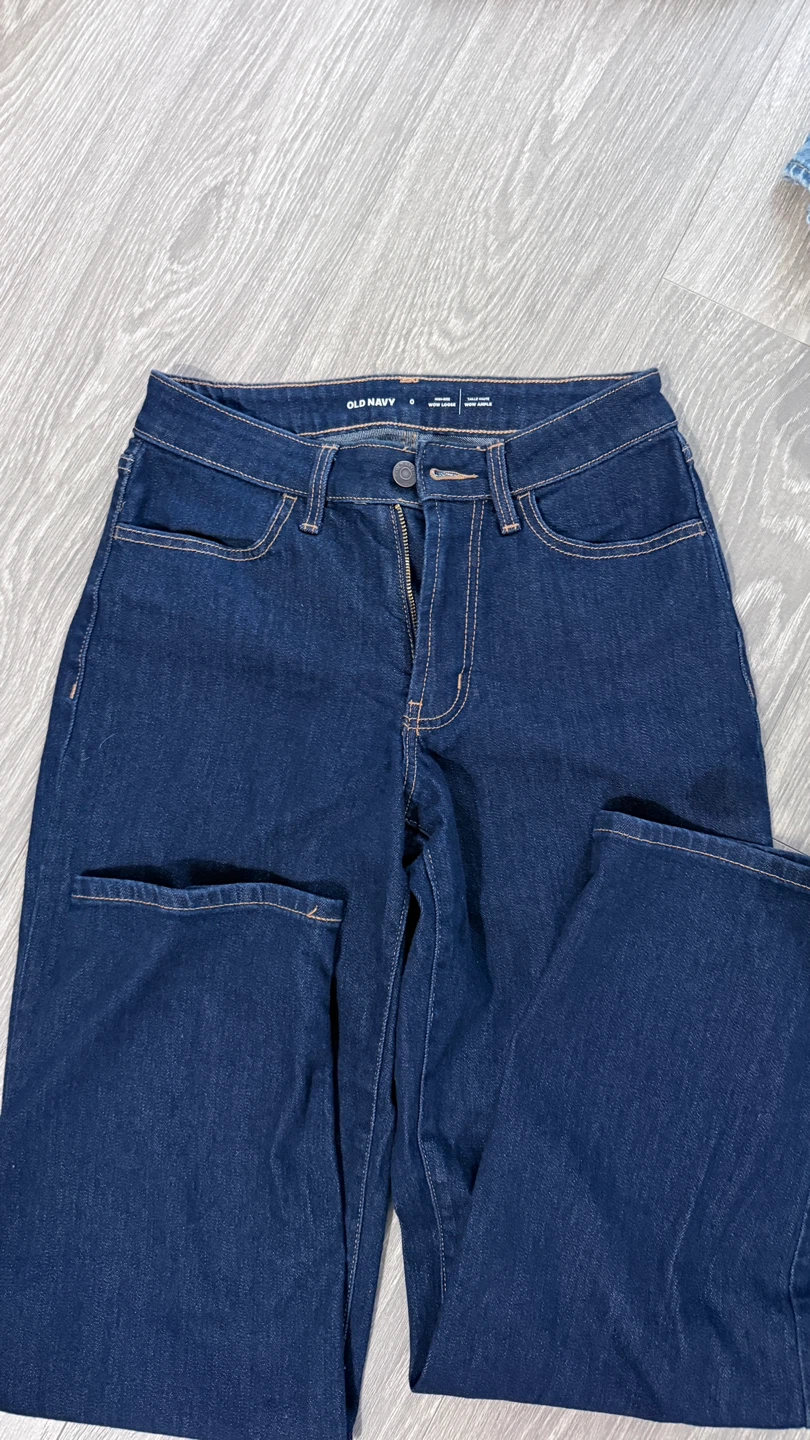 All $8 - Women's clothing bundle - photo 5