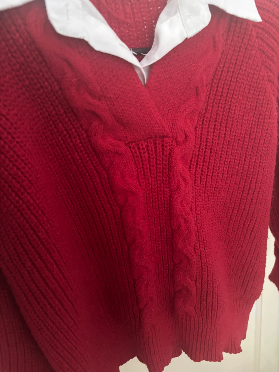 Red Cable Knit Sweater with White Collar - photo 3