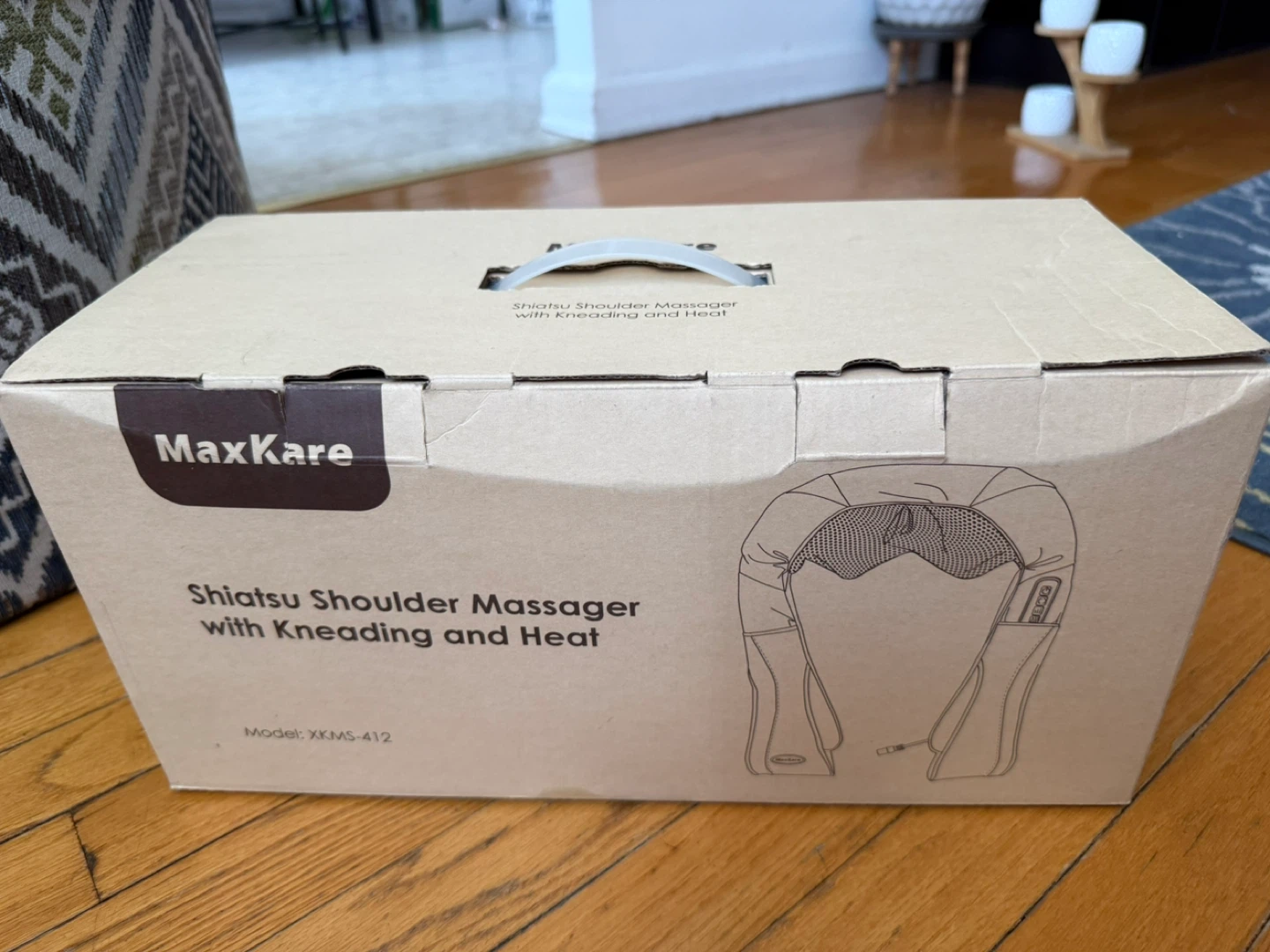MaxKare Shiatsu Shoulder Massager with Kneading and Heat