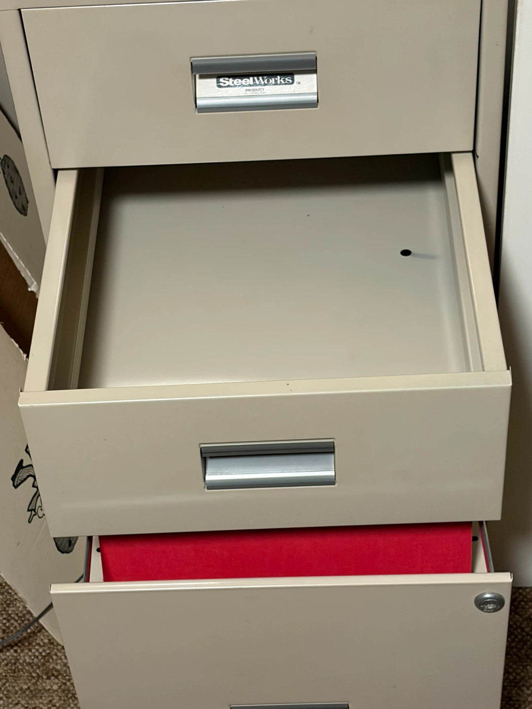 3 Drawer Filing Cabinet - photo 5