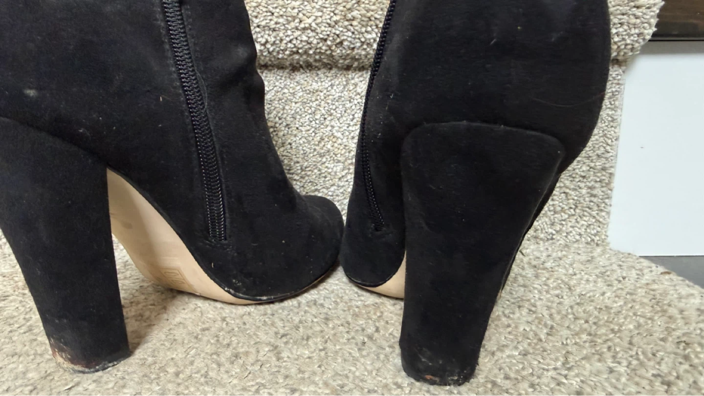Black Suede & Faux Leather Heeled Booties - photo 5
