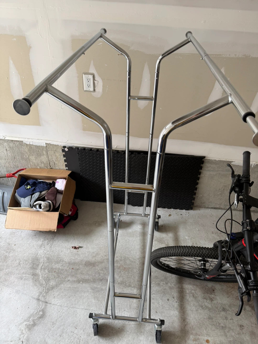 Rolling Clothes Rack - photo 2