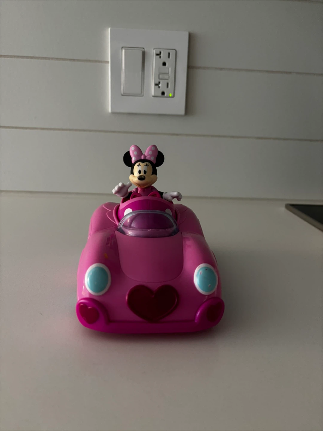 Free - has to go today: Set of toys: Elsa and Minnie - photo 4