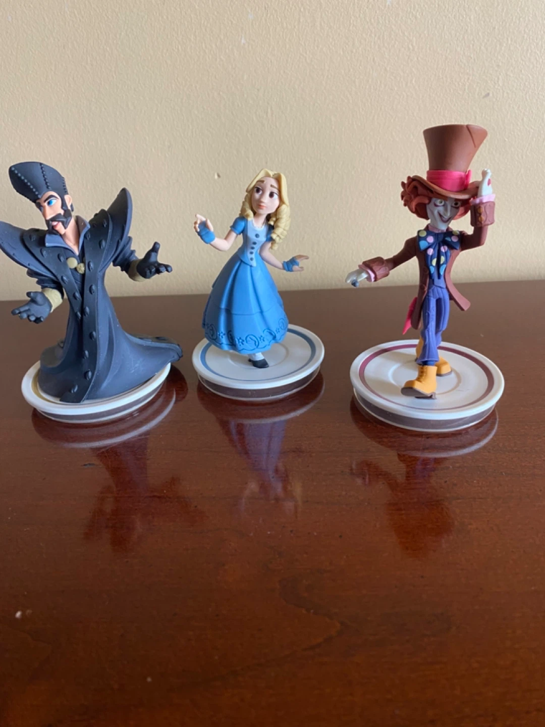 Disney Infinity Alice in Wonderland Figures