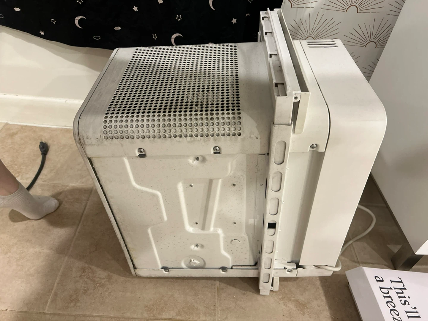 Windmill A/C Unit - photo 4