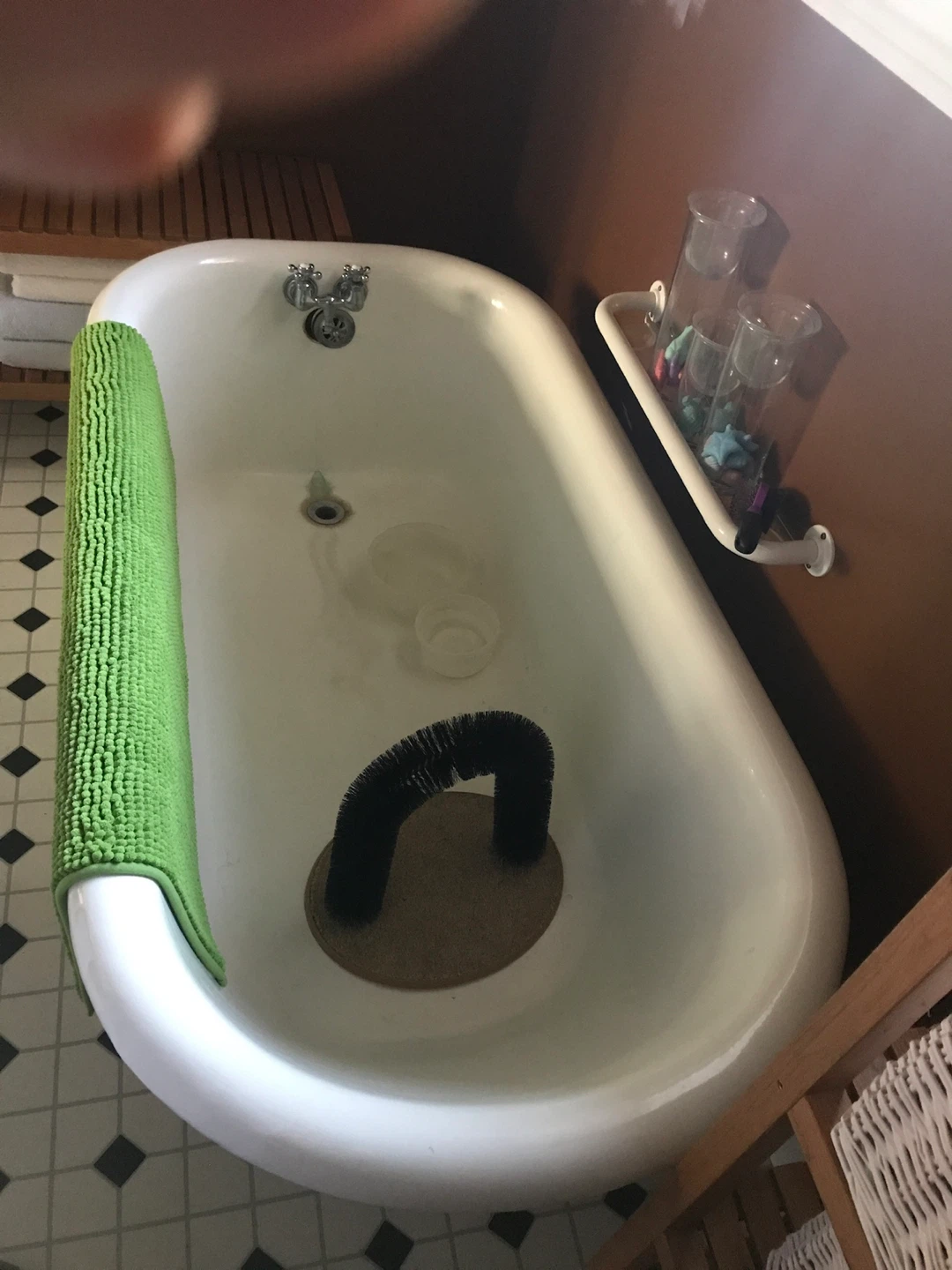 Vintage Clawfoot Bathtub