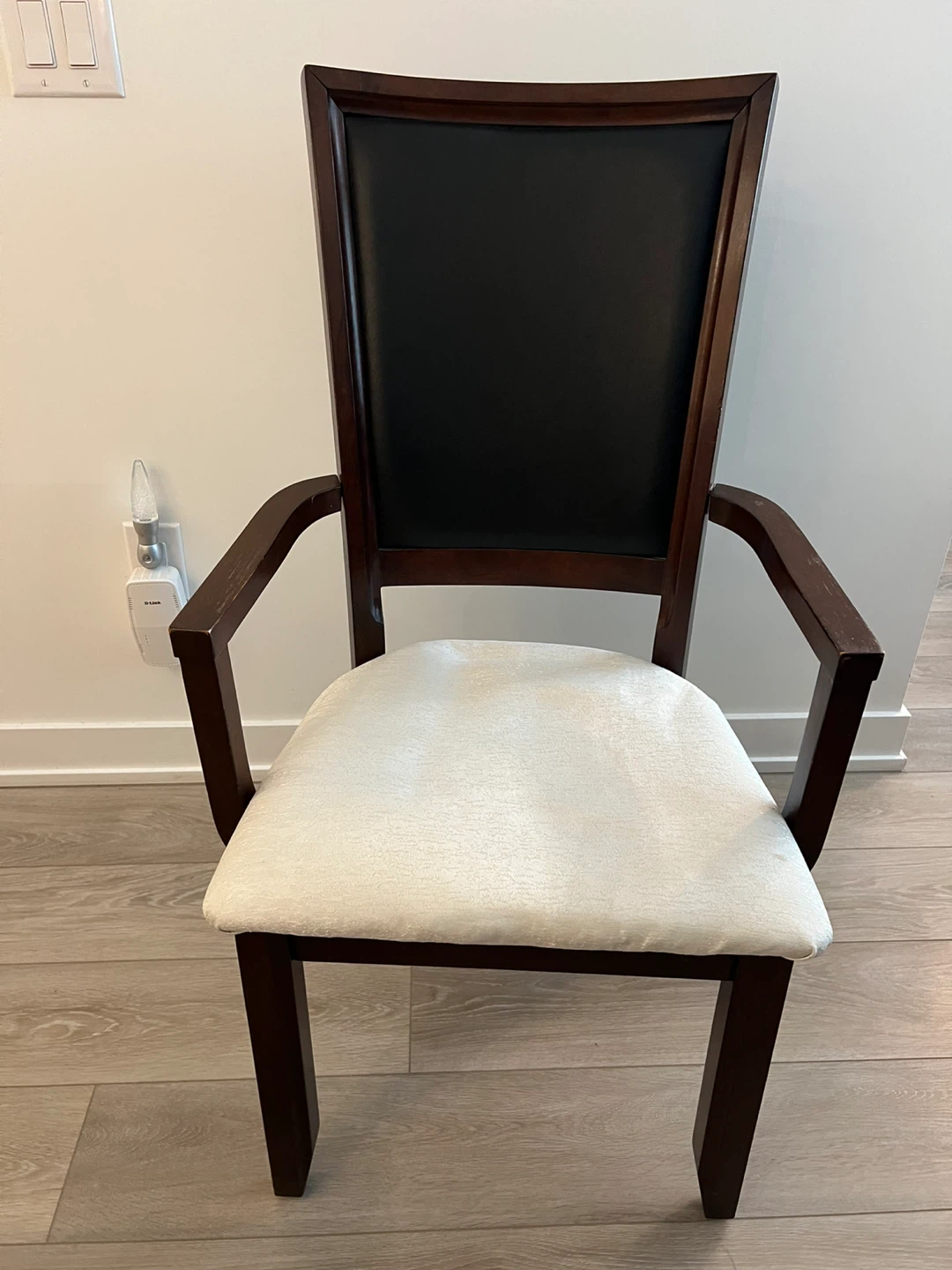 Dining Chair with upholstered seat and dark back - photo 2