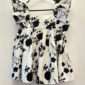 New- Women's Black and White Floral Blouse