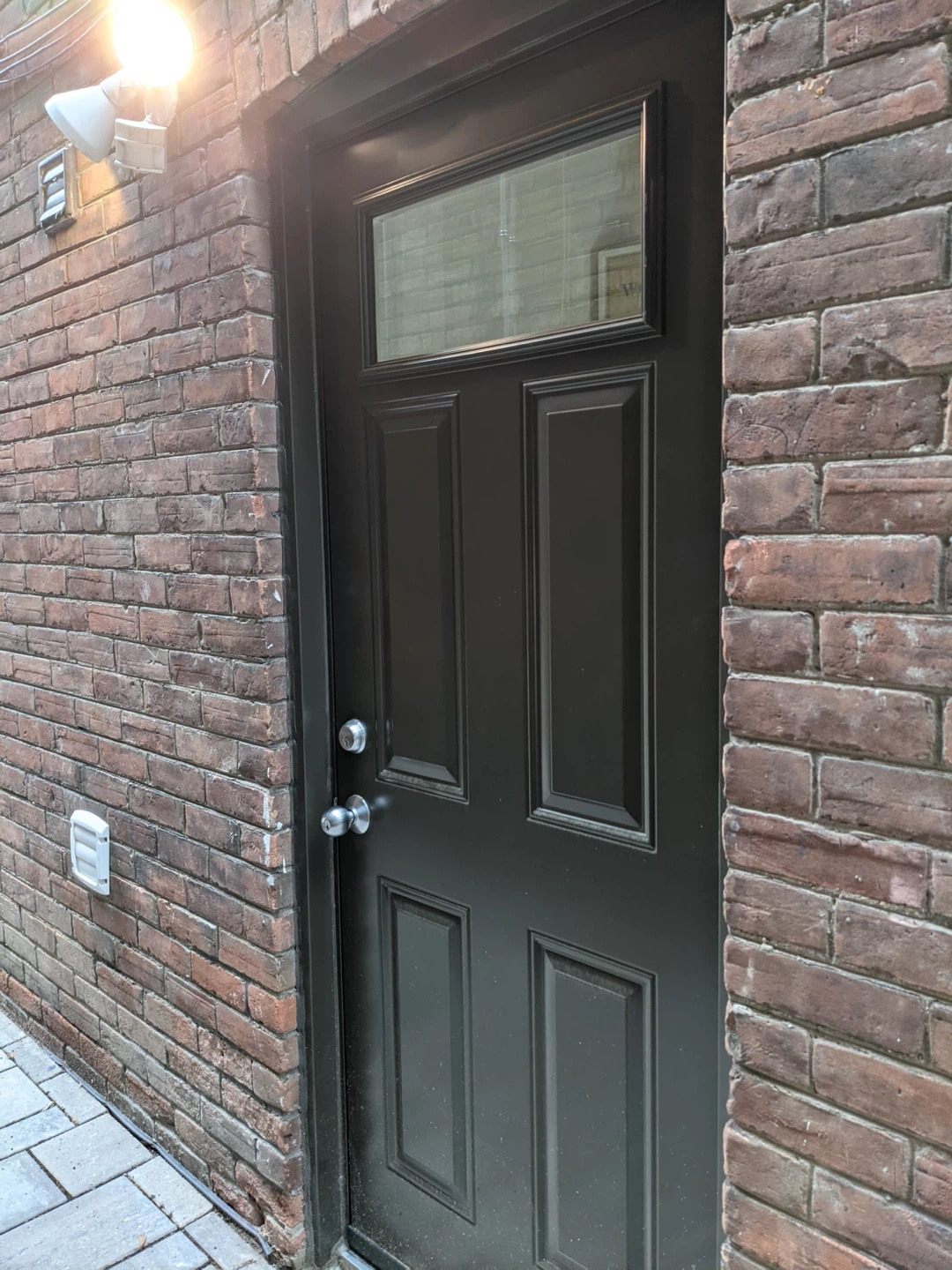 All-inclusive room for rent - Huron, Annex