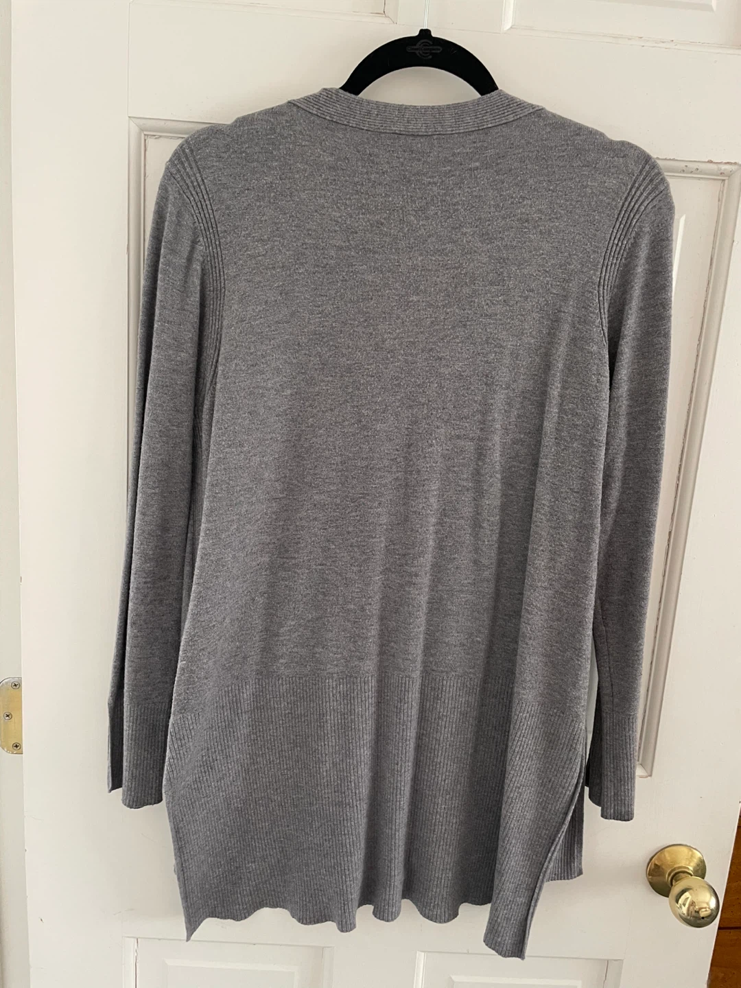 Vila Milano Grey V-Neck Criss-Cross Sweater Size L - photo 2