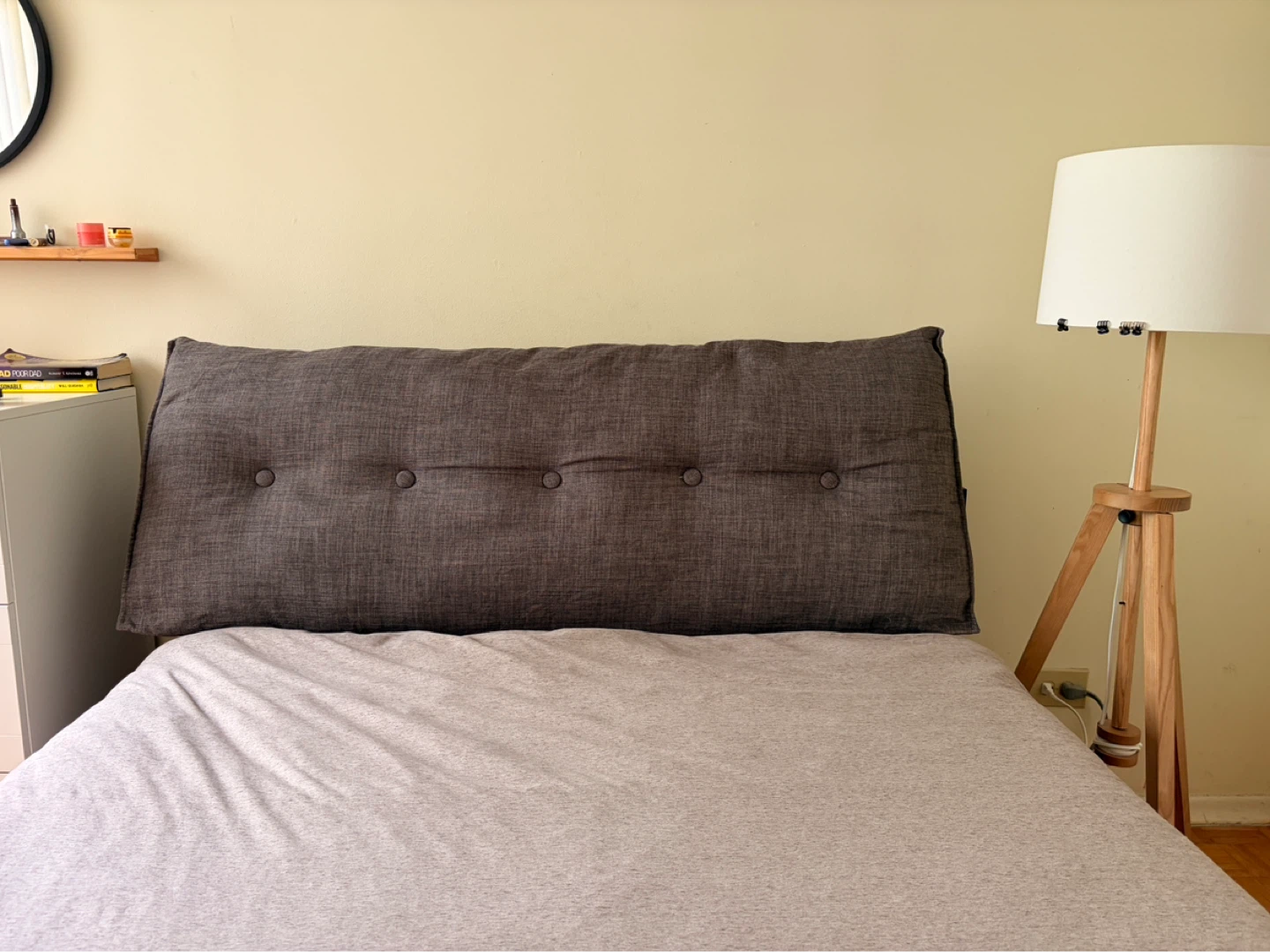 Queen Size Backrest Pillow - photo 2