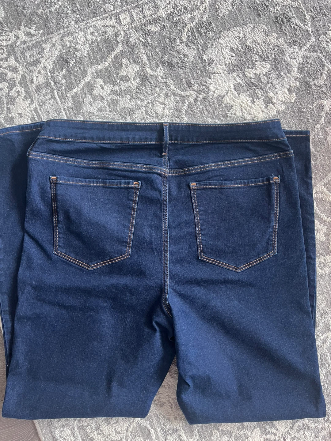 Old Navy Women's Mid-Rise Super Skinny Jeans - photo 2